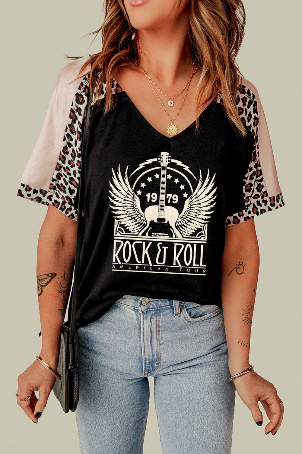 1979 ROCK & ROLL AMERICAN TOUR Graphic V-Neck Tee